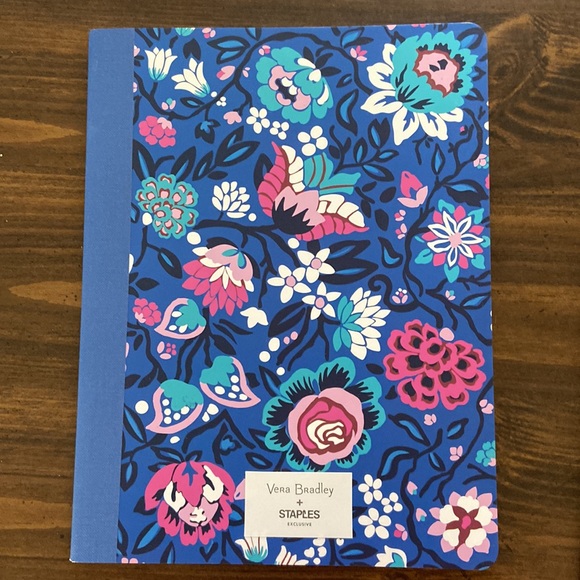 NWT limited edition set of 2 Vera Bradley 160 page composition notebooks - Picture 4 of 7